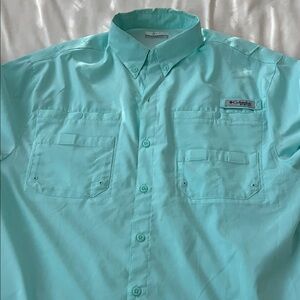 Columbia Men's Light Blue Casual Shirt